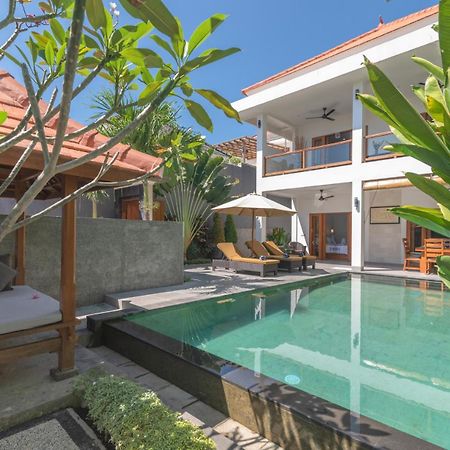 Villa Royal Сінгараджа Екстер'єр фото
